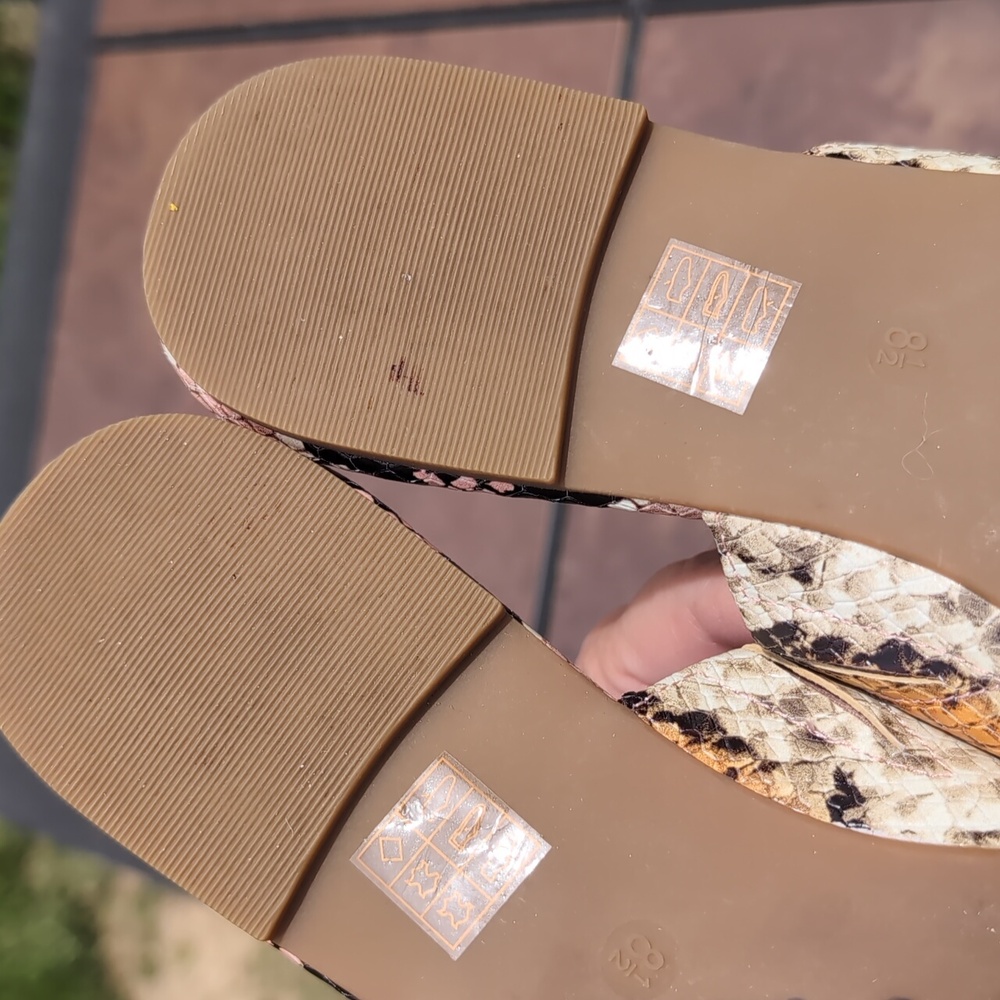 Madewell Cory Snake Print Mules - Picture 6 of 6